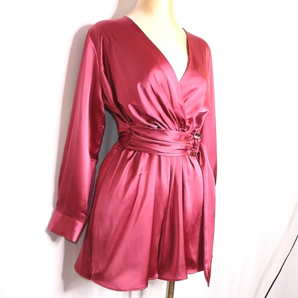 NWT ZARA Satin Tie Waist Romper with Gold buckle in Marsala (Mauve), Size Small - Picture 4 of 11